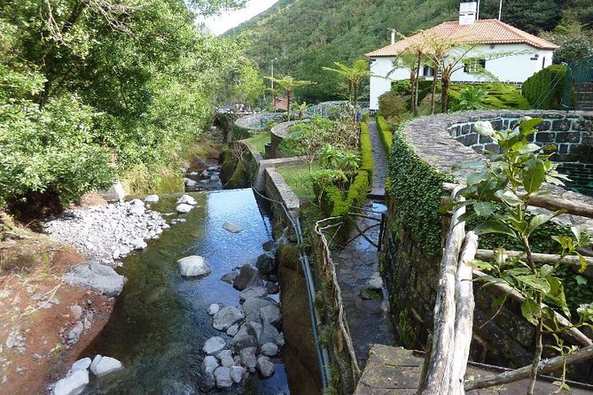 All Madeira In 2 Days Tour - The 9:00 am pickup and the small-group pace that fits 2 days