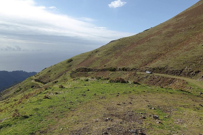 Amazing West - Jeep Safari Tour - Full Day - Shared Tour - The High Plateau Above the Clouds, Where the Views Change Fast