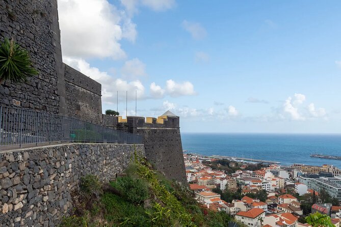 An Express tuk-tuk tour through Funchal Old Town - Quinta das Cruzes: An Estate with Museum Pieces, Not Just Pretty Buildings