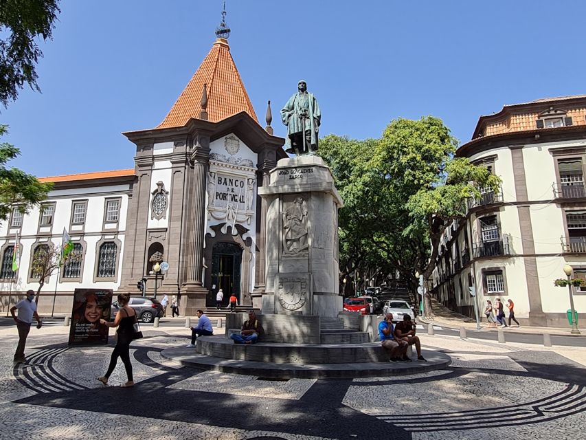 Audio Guide Citywalk Funchal for Cruise Guests - Starting at the Funchal port, then following the waterfront