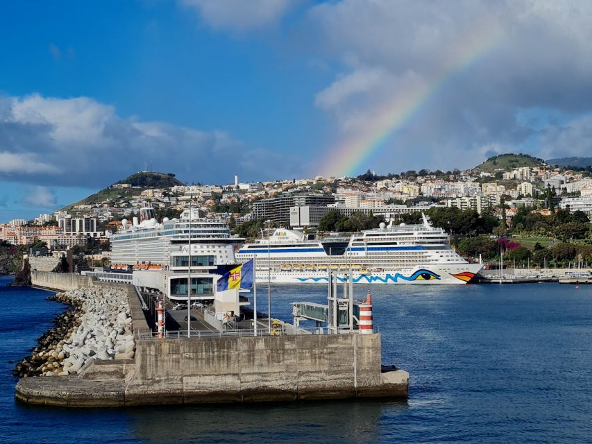 Audio Guide Citywalk Funchal for Cruise Guests - Blandey’s Weinlodge and the Madeira wine moment that actually makes sense