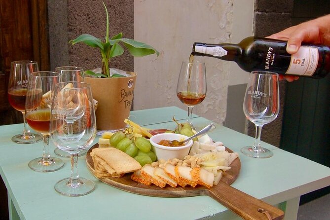 Bar Hopping & Poncha Workshop - Blandy’s Wine Lodge: Madeira wine culture in a quick stop