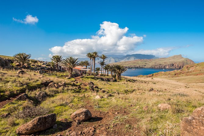 Basic Tour 1 - Cais do Sardinha to Quinta do Lorde (one way) - The Cave Stop: When a Quick Ride Gets a Little Story