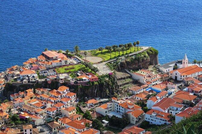 Cabo Girão Sea Cliff and Mountains 4WD Experience - Cabo Girão: the glass-floor skywalk over 500m of Atlantic
