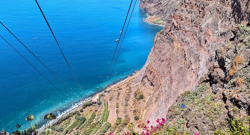 Cabo Girão Skywalk in 3h: Private Jeep Experience + C. Lobos - Doca do Cavacas: the calm warm-up before the drop