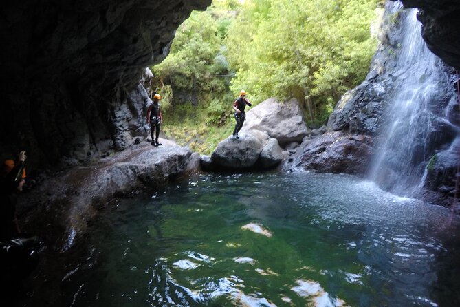 Canyoning Experience Level II Moderate - Complex Jumps and Coordination Through the Canyon