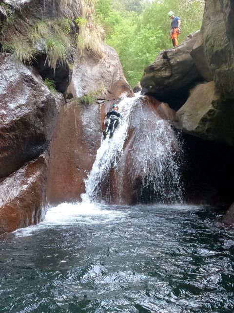 Canyoning Level 2 - Ribeira do Cidrão- Madeira Island - The rappel run: eight descents, including the 18-meter waterfall moment