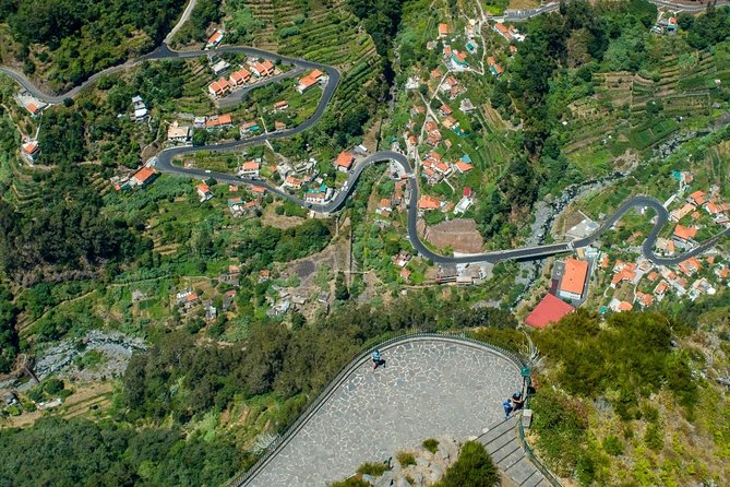 Curral das Freiras & Peaks 4WD Tour - Stop 1: Miradouro Pico dos Barcelos and the Funchal Bay opener