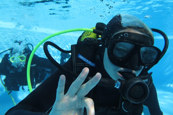 Discover Scuba Diving or Try dive - Madeira scuba basics, set up for first-timers