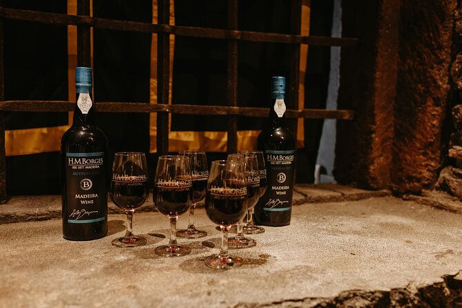 Fado Show with Wine and History in Madeira - Price and value for $30.07 in Madeira
