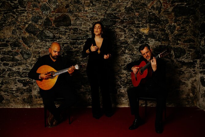 Fado Show with Wine and History in Madeira - Inside Stop 1: Fado performance, guitars, and a short history lesson
