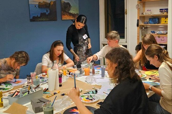 Fine Art Classes in Funchal - Price and value: is $107.76 worth 1 hour 30 minutes?