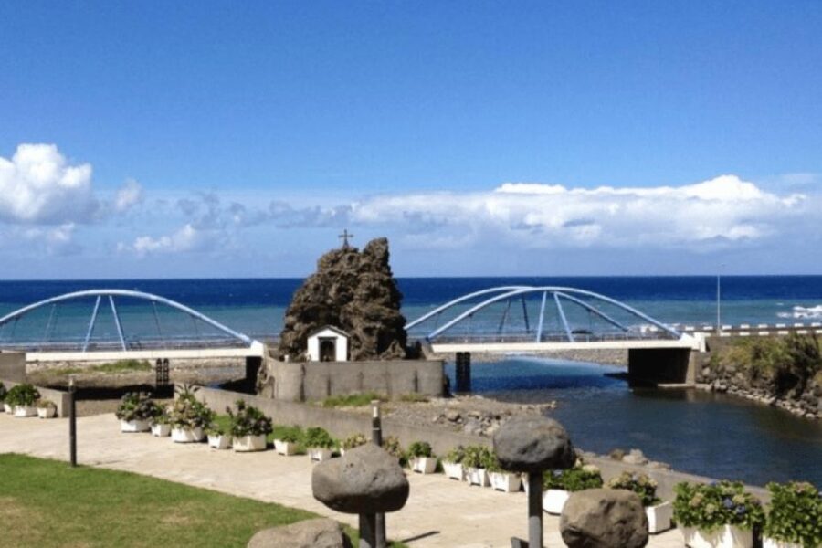 From Funchal: Full-Day Madeira & Porto Moniz Tour - Cabo Girão Sea Cliff at 580 m: The View That Makes the Day