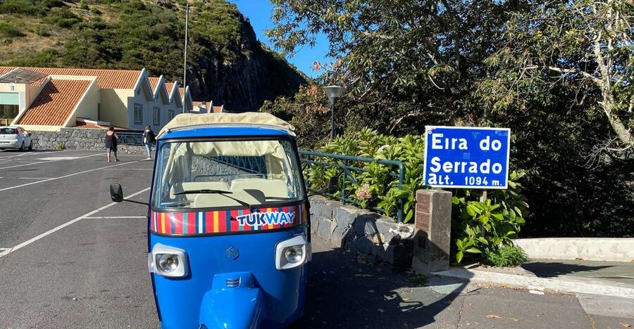From Funchal: Madeira Nuns Valley Sightseeing Tuk-Tuk Tour - Eira do Serrado in Câmara de Lobos: The 1,095 m Terrace View With Coffee Time