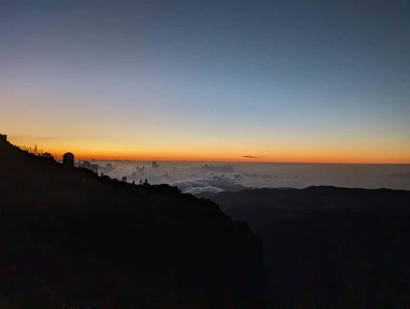 From Funchal: Pico Arieiro Sunrise with Optional Breakfast - Getting to Pico do Arieiro, and what the cold really feels like