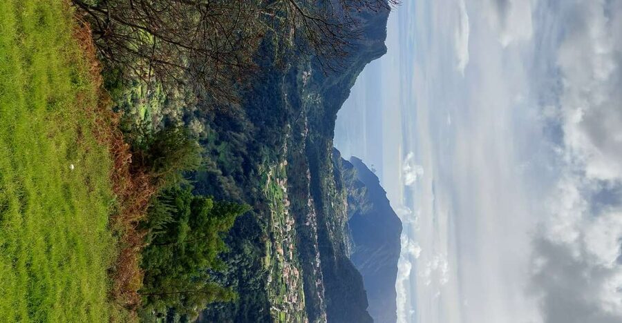 From Funchal: Pico Do Arieiro and Santana Full-Day 4x4 Tour - The short levada walk: a taste of Madeira trail culture