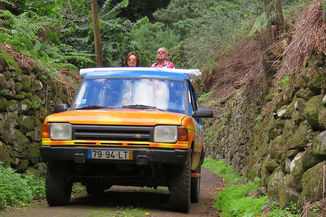 Full Day Guided Tour in Madeira Islands - Entering Madeira by open-top 4x4: why this format works