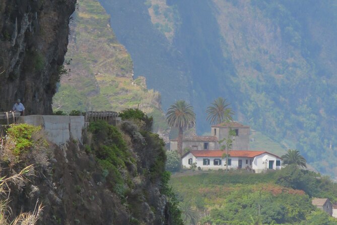 Full Day Santana Wonders and Northeast 4WD Experience - Arco de Sao Jorge: microclimates where farming meets the seaside