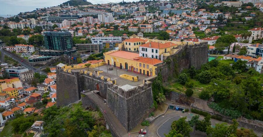 Funchal : 1 hour City Tour by Tuk-Tuk - Key highlights to look for