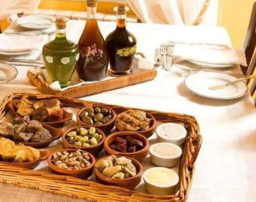 Funchal Agriculture Green Tour - Countryside lunch in a cozy rural home-style restaurant