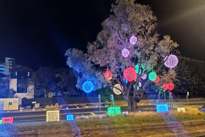 Funchal Christmas lights sightseeing night tour - The classic car ride, why open-top is a real advantage