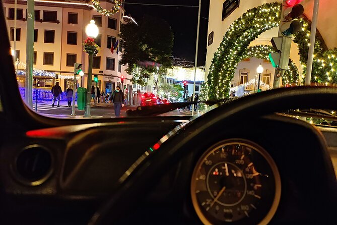 Funchal Christmas lights sightseeing night tour - Comfort and accessibility: who this works for