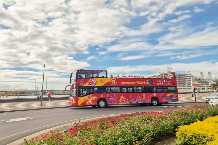 Funchal: City Sightseeing Hop-On Hop-Off Bus Tour - Historic Centre walking tour at 11am: how foot time improves your bus loop