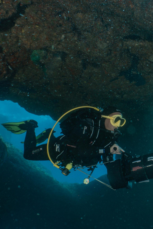 Funchal: DPV- Scooter Dive Adventure - Language and group size: why the guide format matters