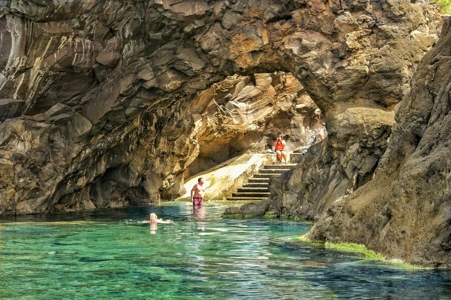 Funchal: Enchanted Terraces, Porto do Moniz & Fanal 4WD Tour - Pickup in Funchal and How the Day Actually Flows