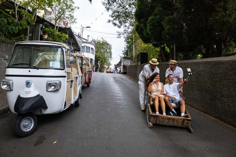 Funchal: Guided Tuk Tuk Tour to Toboggan Rides & Old Town - Key things to know before you go