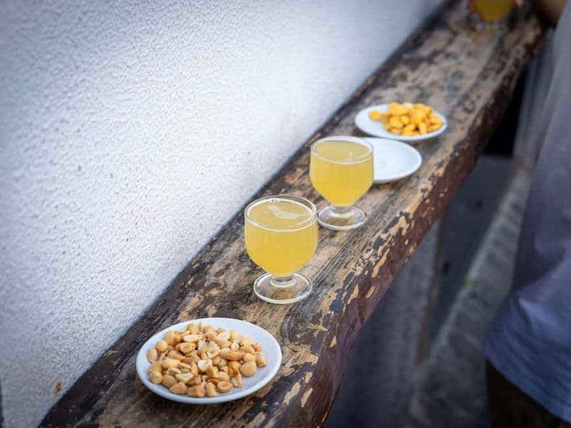 Funchal: Guided Walking Tour with Tastings - The poncha stop, plus dentinho at a traditional grocery-tavern