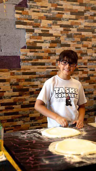 Funchal: Hands On Pizza Making Class - Key moments you will remember