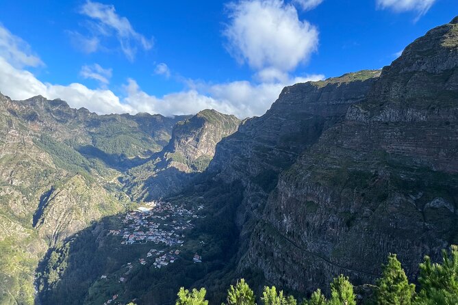 Funchal highlights 5h Private Tour in Madeira - A half-day drive that actually respects your time