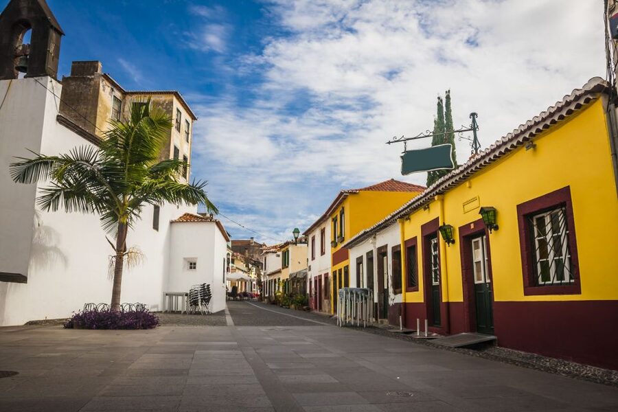 Funchal: Hop-On Hop-Off Bus Tour - Bordal Madeira Embroideries and the Museum Visit