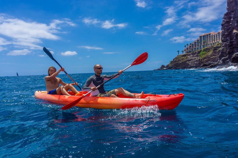 Funchal: KAYAK Rental or Guided tour with snorkeling - Guided tour vs rental only, and who should choose what