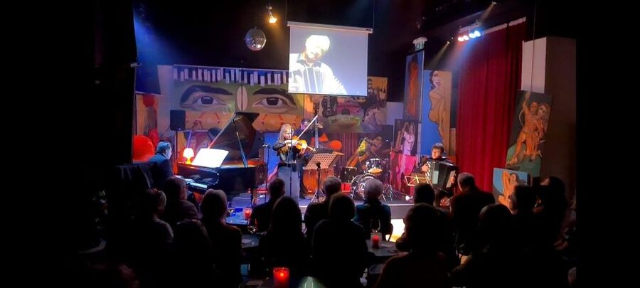 Funchal: MAMMA Museum & Concert Ticket with 1 Drink - MAMMA in Funchal: modern art plus a live music night