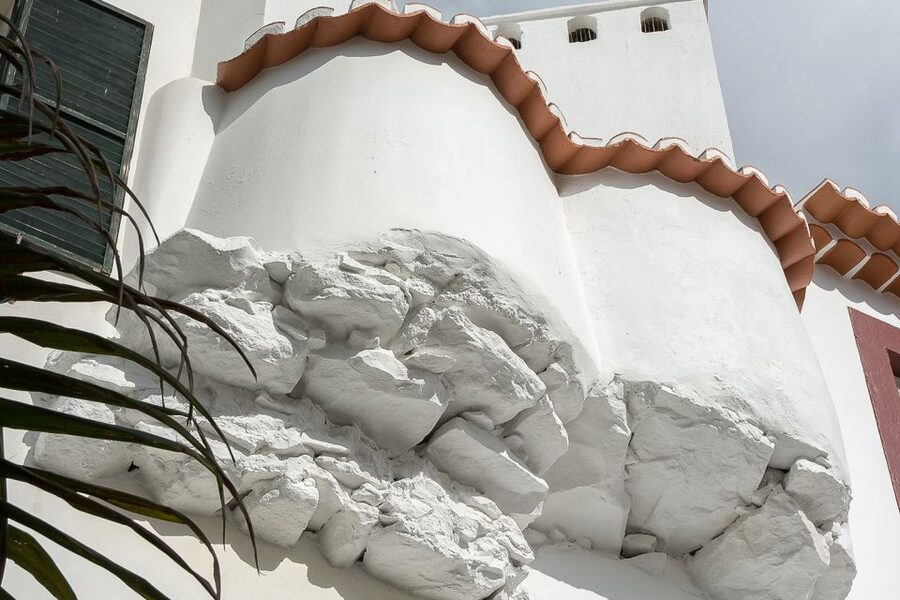 Funchal: Old Town Walking Tour - Colombo Square sugar stories, a Columbus link, and the Cathedral era