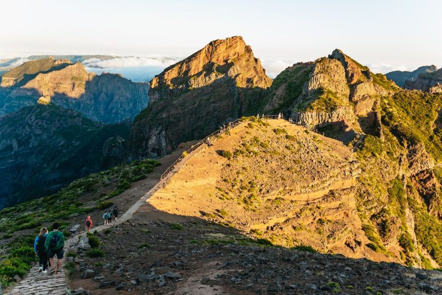 First light on the ridge between Pico do Arieiro and Pico Ruivo