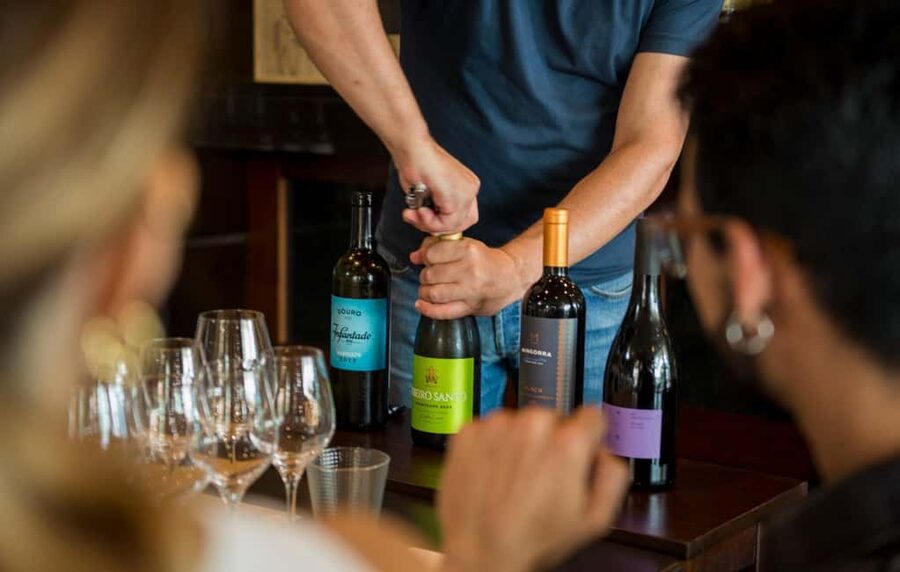 Funchal: Portuguese Wine Tasting with Sommelier - Entering the Wine Scene in Funchal, at Restaurante Garden Grill