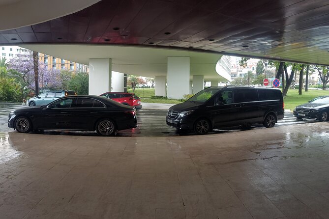 Funchal Private Transfer – Executive Class - Real-time flight tracking and the 1 hour parking cushion