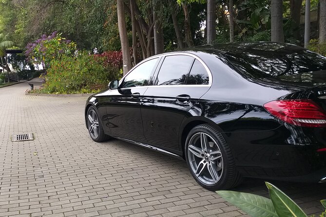 Funchal Private Transfer – Executive Class - The ride to Funchal: comfort you actually feel in 25 to 35 minutes