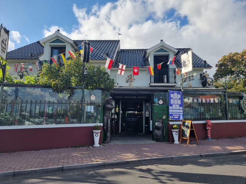 Funchal: Pub Crawl - The British-Madeira pub connection: why the guide’s context helps