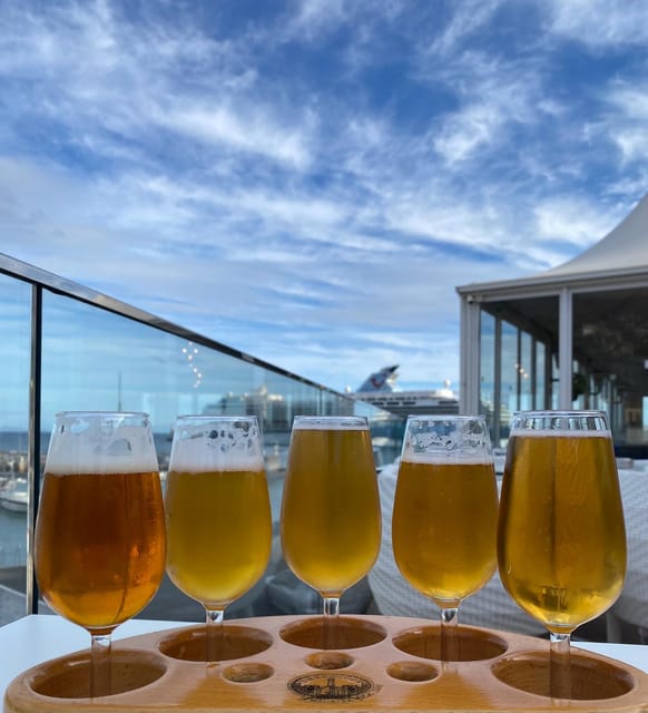 Funchal: Pub Crawl - Pickup and van time: the part you will notice least