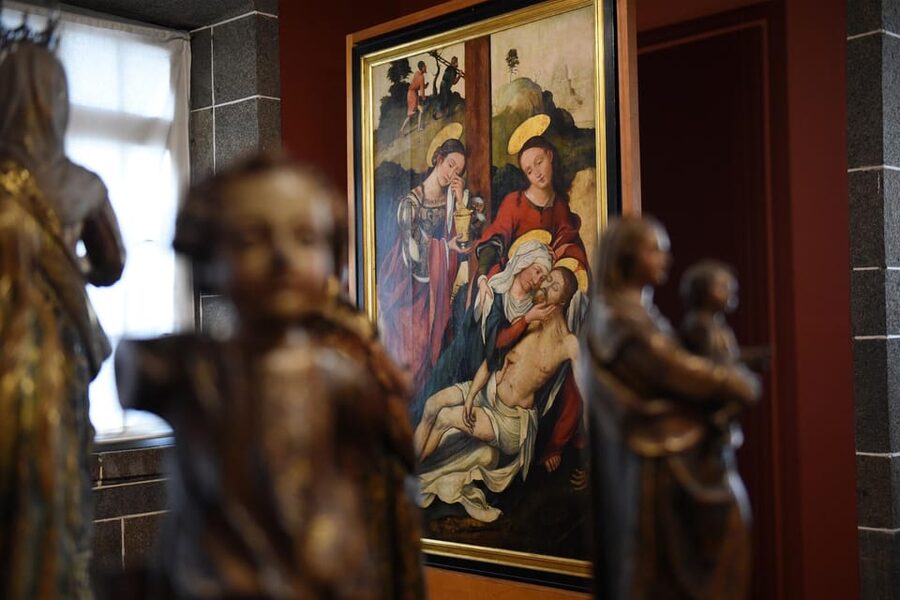 Funchal: Sacred Art Museum of Funchal Entry Ticket - Guided tour vs self-guided: choose the option that matches your style