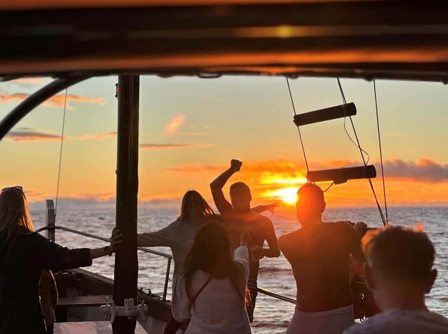 Funchal: Sunset Tour on Traditional Madeiran Boat w/ Drinks - Value check: is about $47 for 3 hours a smart deal?