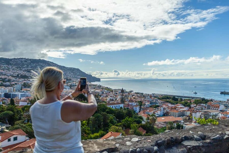 Funchal: Tuk Tuk Tour to the Most Breathtaking Viewpoints - Pickup, Timing, and How the 90 Minutes Actually Feels