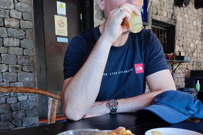 Gastro hike (Private Tour) - The forest time: plants, water, and real talk from Claudio