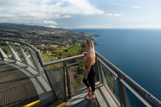 Grand Madeira Island Tour - Porto Moniz and Santana - From Funchal pickup to Pico da Torre, you start with island drama