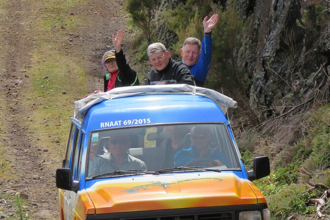 Guided Tour Beyond Vineyards Cabo Girão Skywalk and 4x4 Adventure - Quinta do Barbusano: vineyard walk plus a six-wine tasting with tapas pairings
