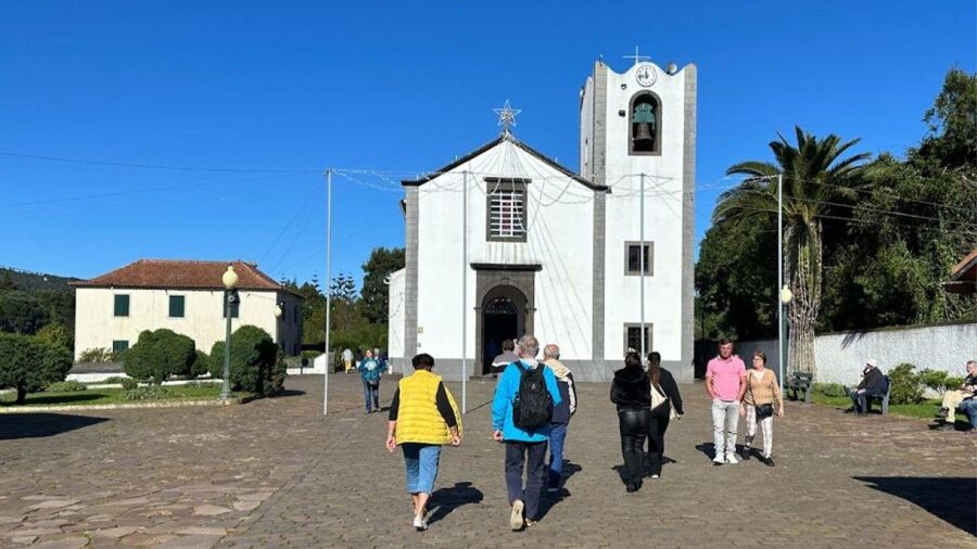 Half-Day Country Market Tour on Madeira Island - Santa Cruz market and the seafront walk: a good start, even if you don’t buy much